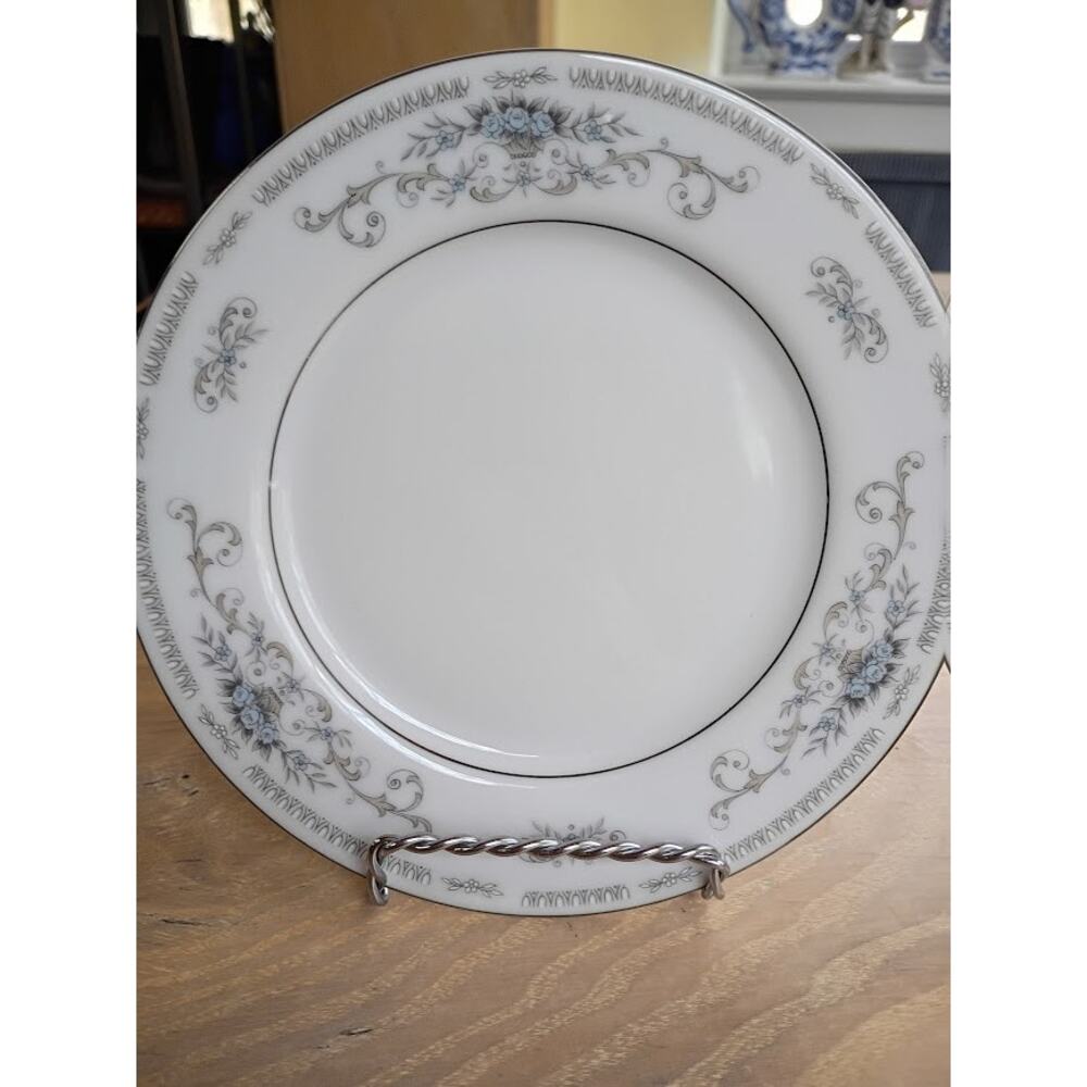 Vintage Wade Fine Porcelain China Diane Bread and Butter Plate 6.5"